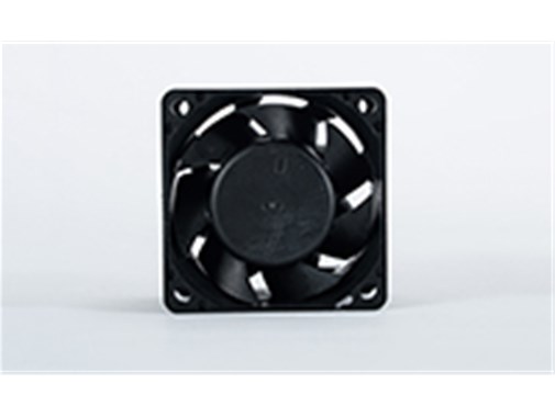 Thermal structure design for electronic products