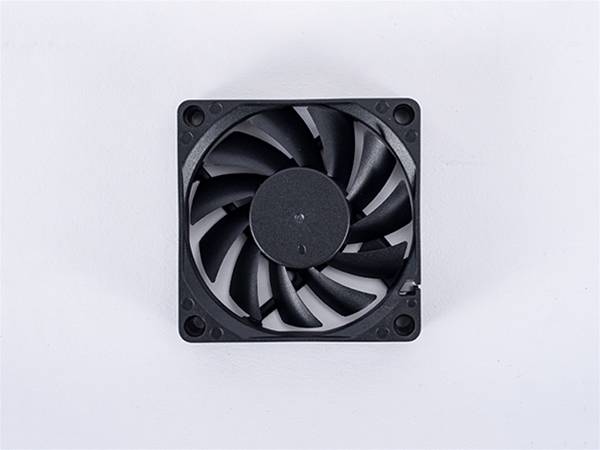 DC Direct Current Fan 7015